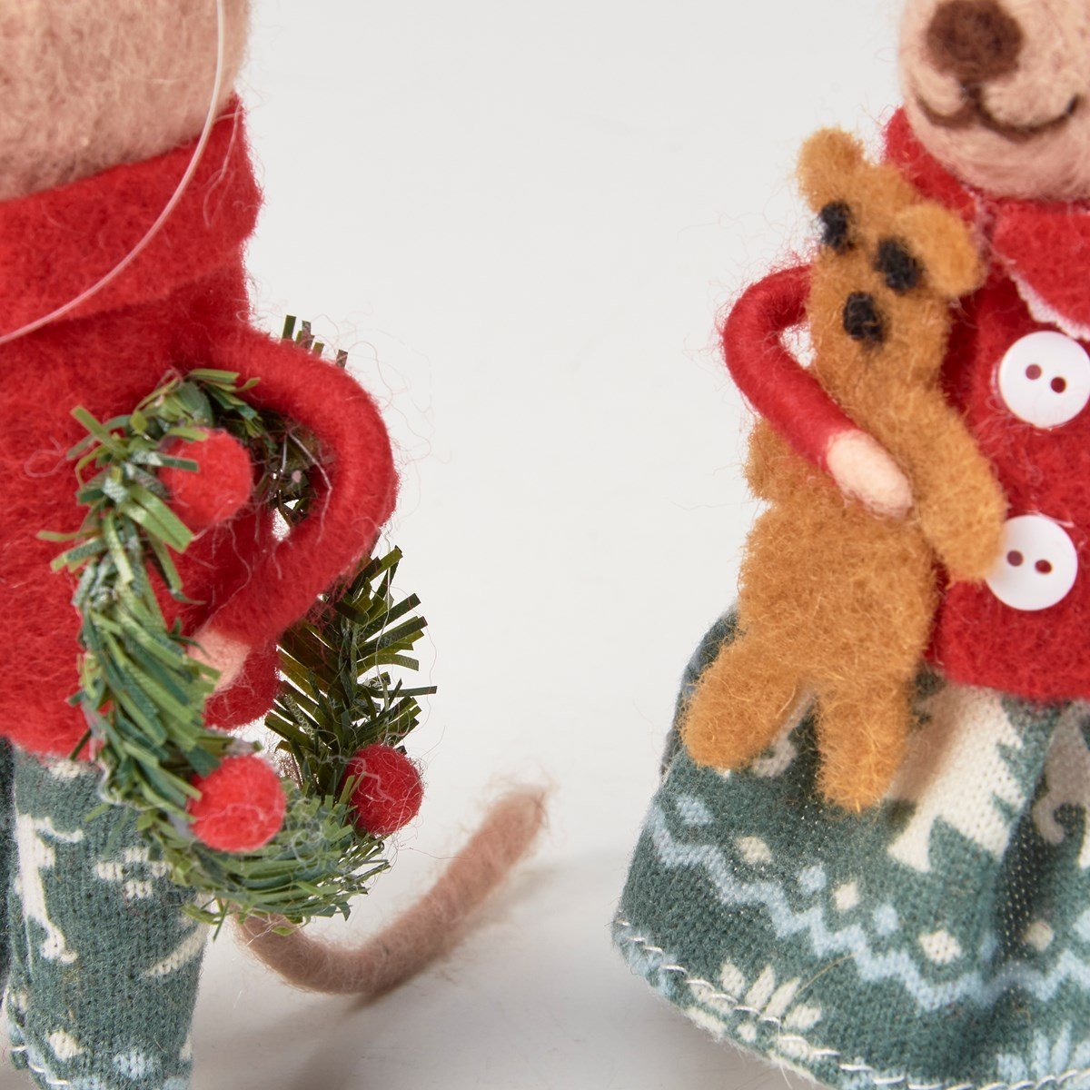 Primitive Christmas Felt Mice w/ Wreath/Gingerbread 2 pc Ornament Set - The Primitive Pineapple Collection