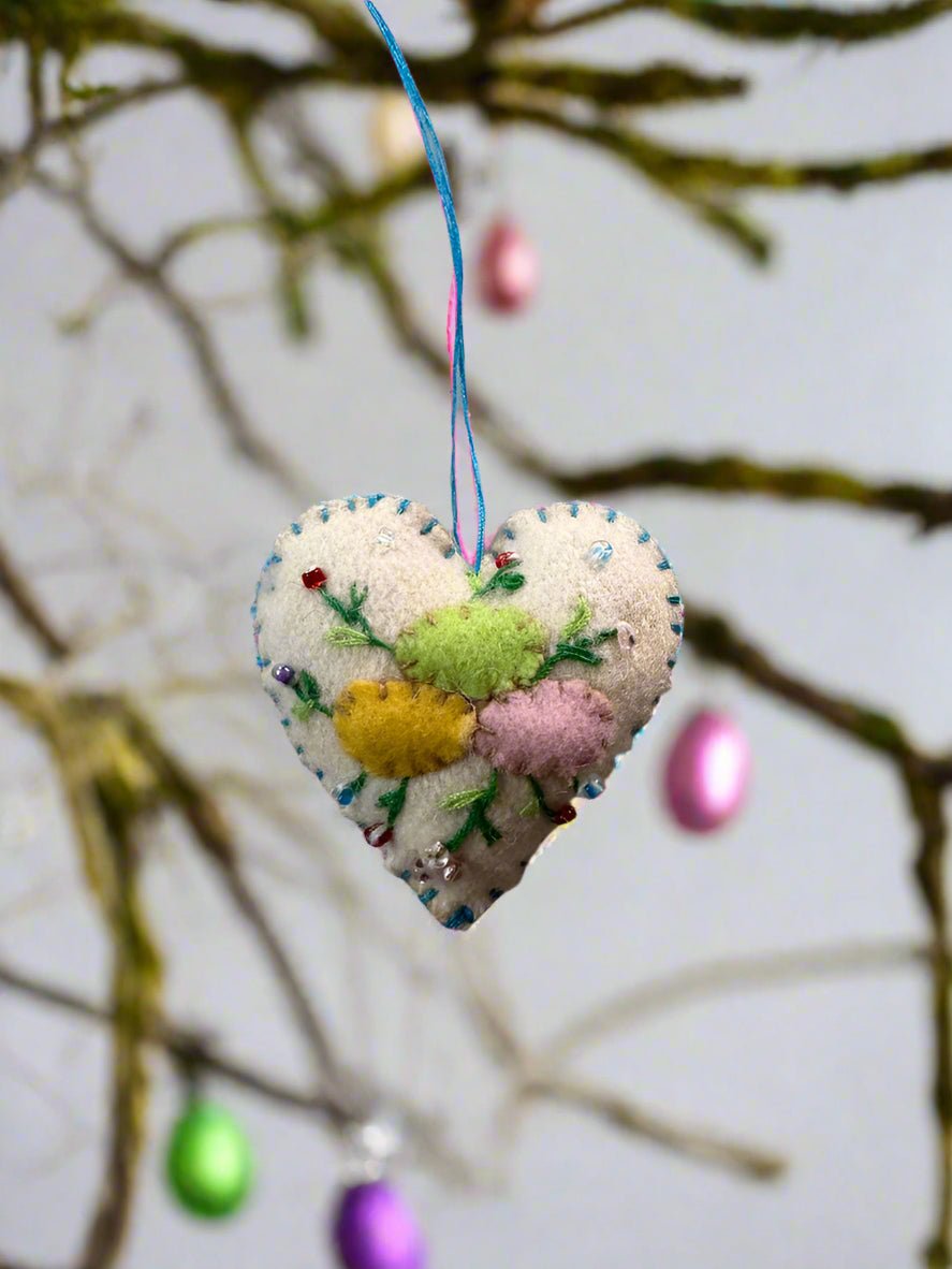 Primitive Handcrafted Spring Easter Felt 2” Heart w/ Spring Eggs Ornament - The Primitive Pineapple Collection