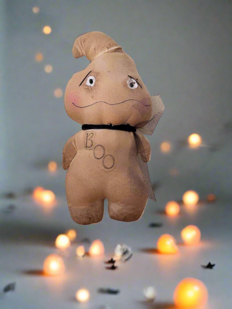 Primitive Handcrafted USA Halloween Stumpy Ghost Doll 8" - The Primitive Pineapple Collection