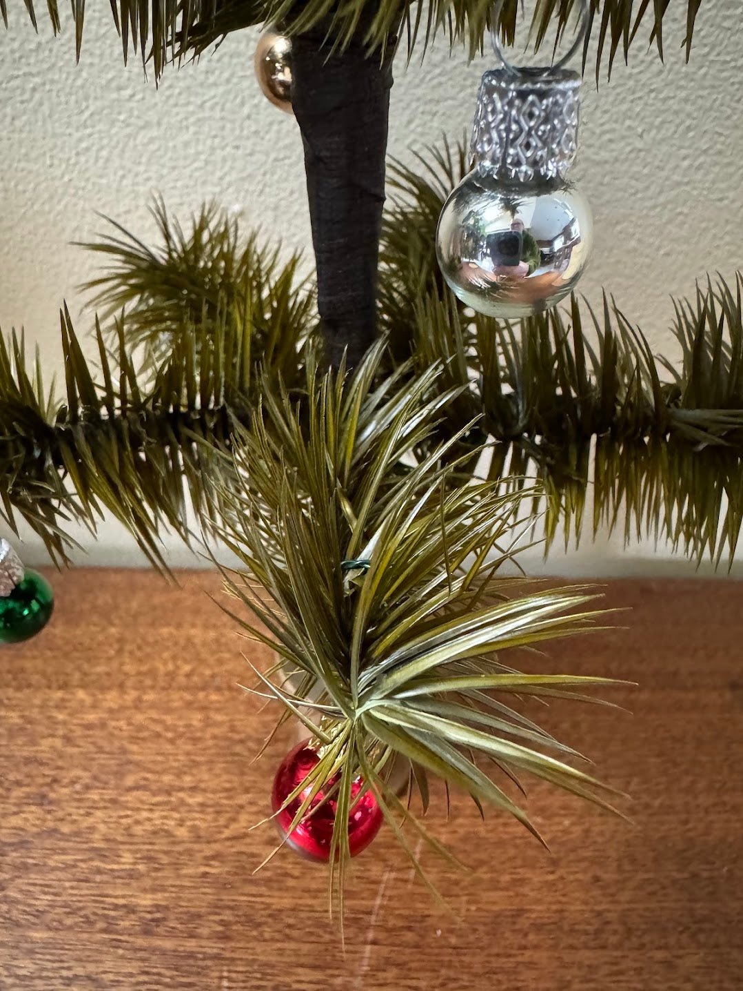Christmas Bethany Lowe Inspired USA German Goose Feather Tree w/ Red Berries 14" - The Primitive Pineapple Collection