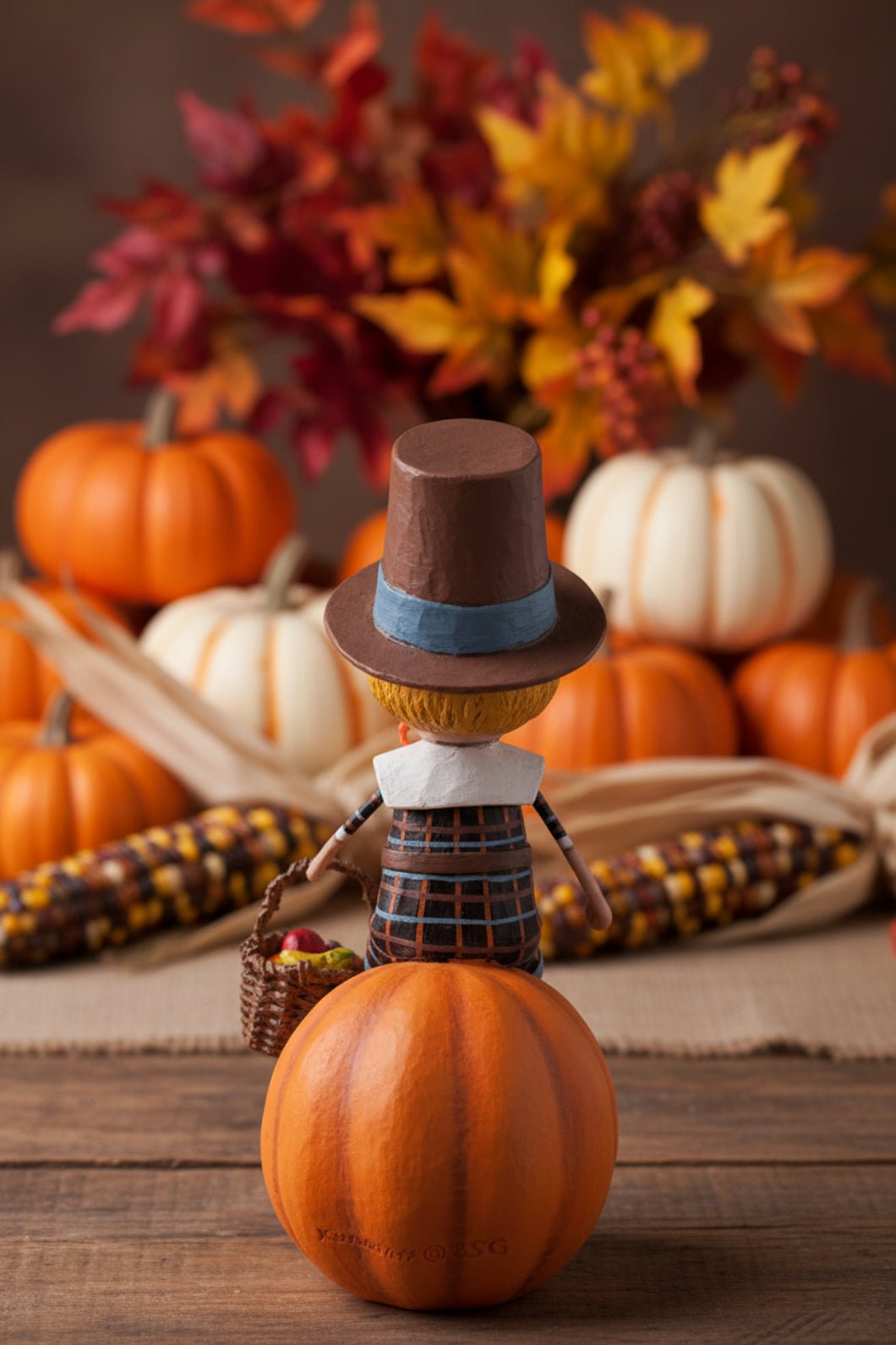 ESC and Company Thanksgiving Lori Mitchell Thankful Thad 18025 - The Primitive Pineapple Collection