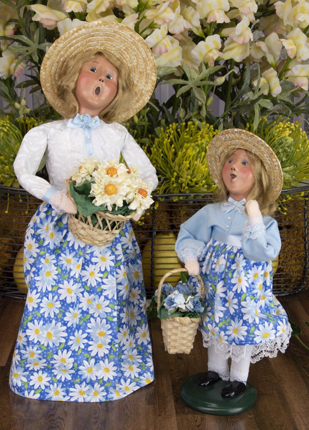 Primitive Colonial Byers Choice Daisy Girl 2007 - The Primitive Pineapple Collection