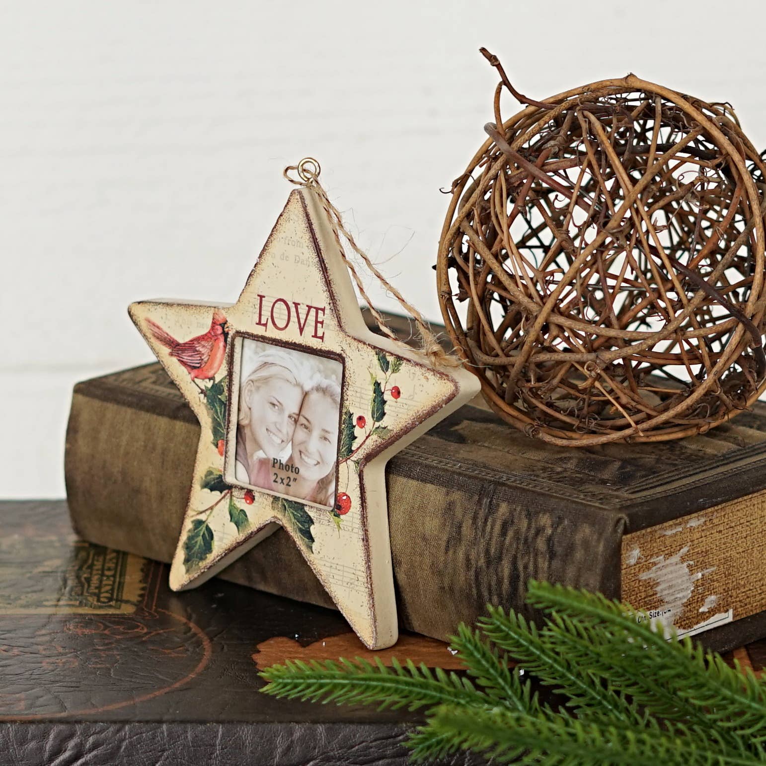 Primitive Christmas Star Picture Frame w/ Cardinal Ornament 5" - The Primitive Pineapple Collection