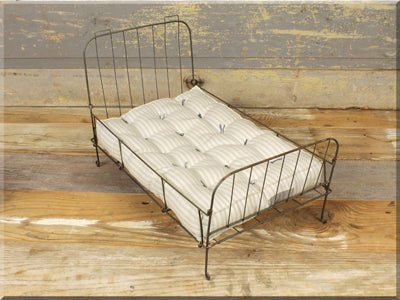 Honey and Me Antique Metal Folding Bed for Dolls/Teddy Bears 18.5"L - The Primitive Pineapple Collection