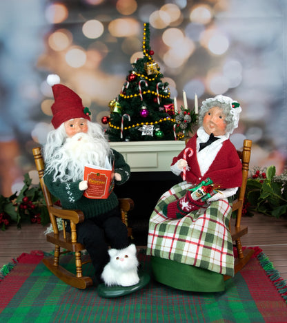 Primitive Colonial Byers Choice Christmas Santa on Rocker 3246