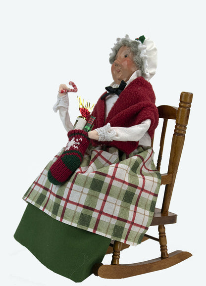 Primitive Colonial Byers Choice Christmas Mrs Claus on Rocker 3246W