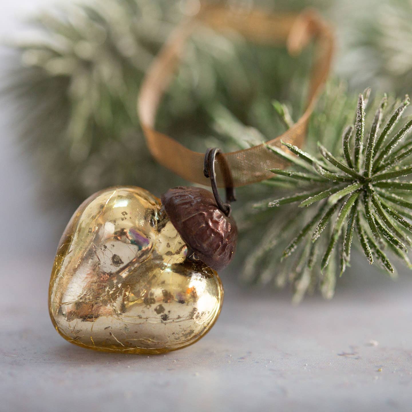 Christmas Handmade 1” Crackle Gold Heart Ornaments 6 pc Set - The Primitive Pineapple Collection