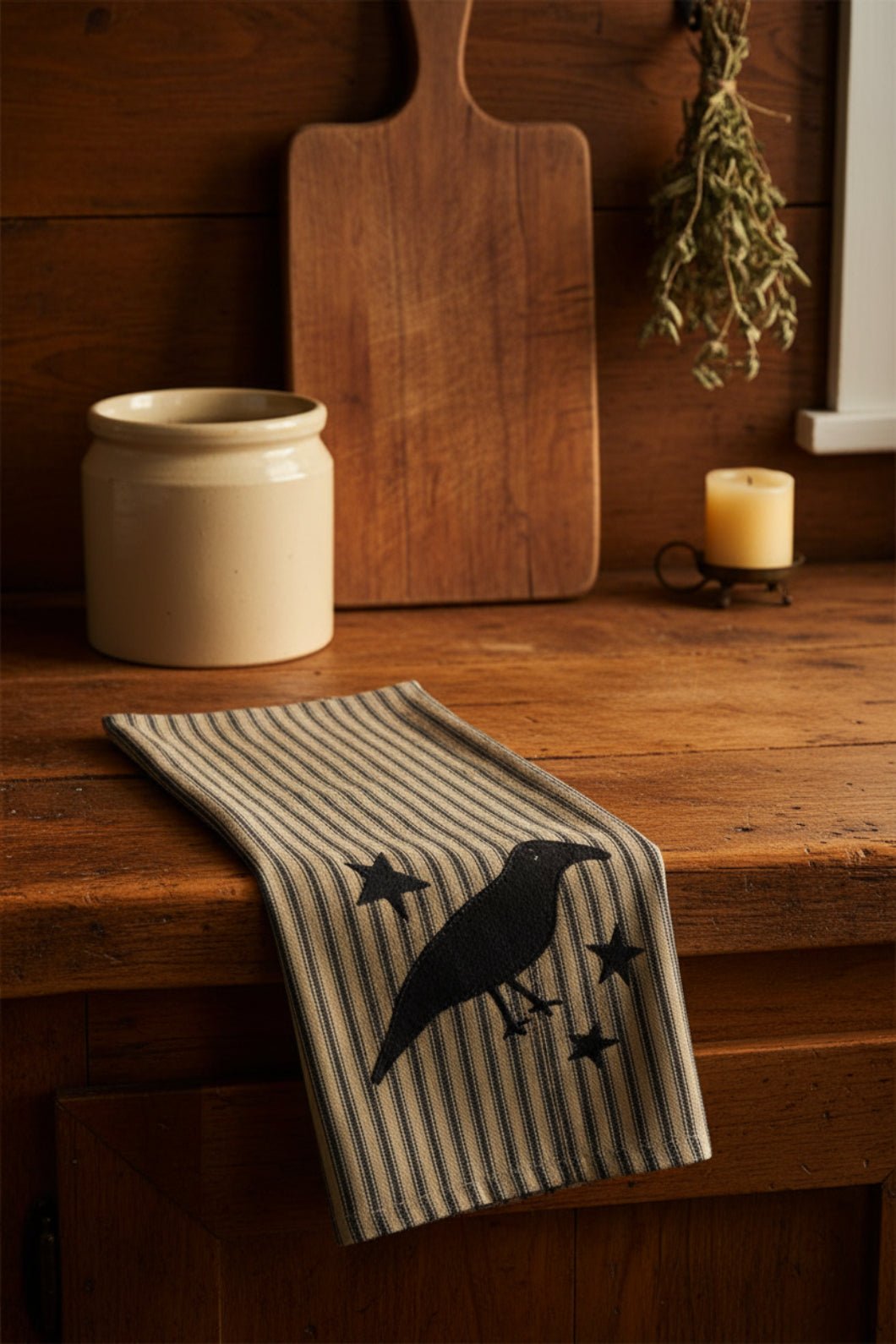 Primitive Crow with Stars Towel - The Primitive Pineapple Collection