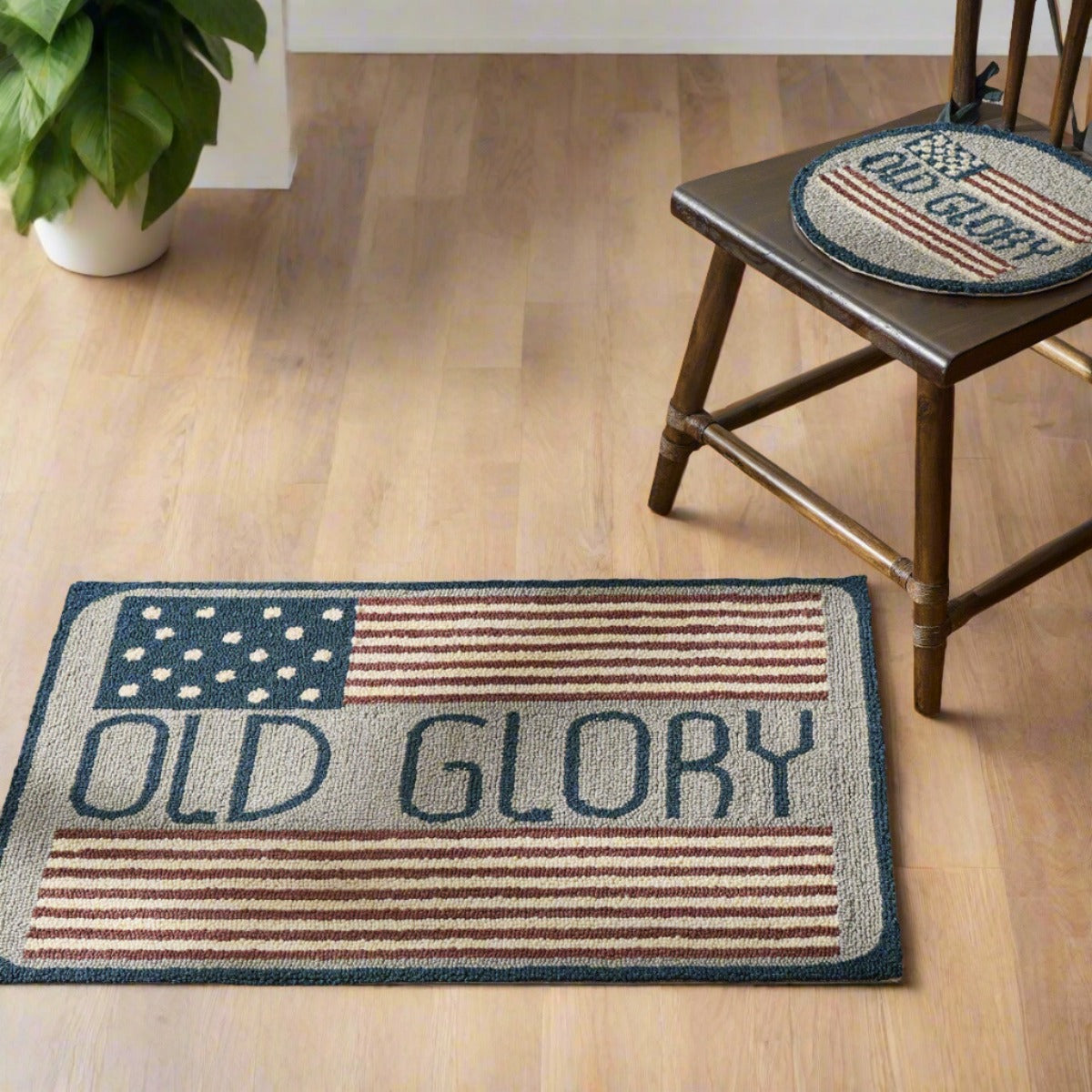 Primitive/Farmhouse Old Glory Flag Hooked Accent Rug 2x3