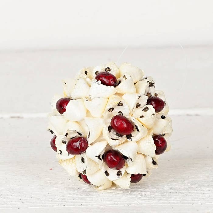 Primitive Christmas 3" Faux Popcorn and Cranberry Kissing Ball - The Primitive Pineapple Collection