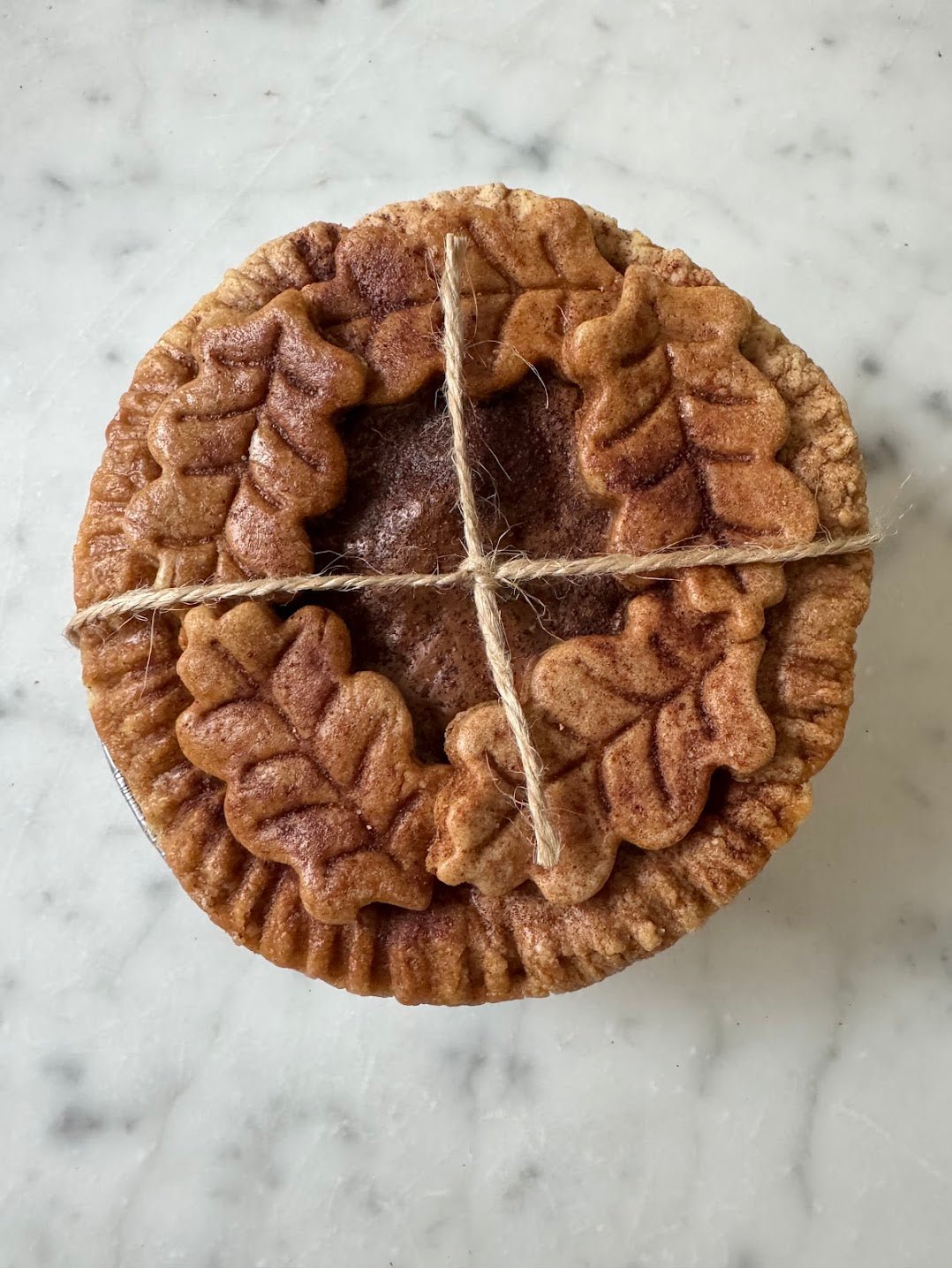 Primitive Colonial Christmas 4” Pumpkin Leaf Tart Pie Choice of Scent - The Primitive Pineapple Collection