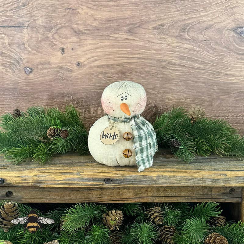 Honey and Me Christmas Wade the Snowman 4" - The Primitive Pineapple Collection