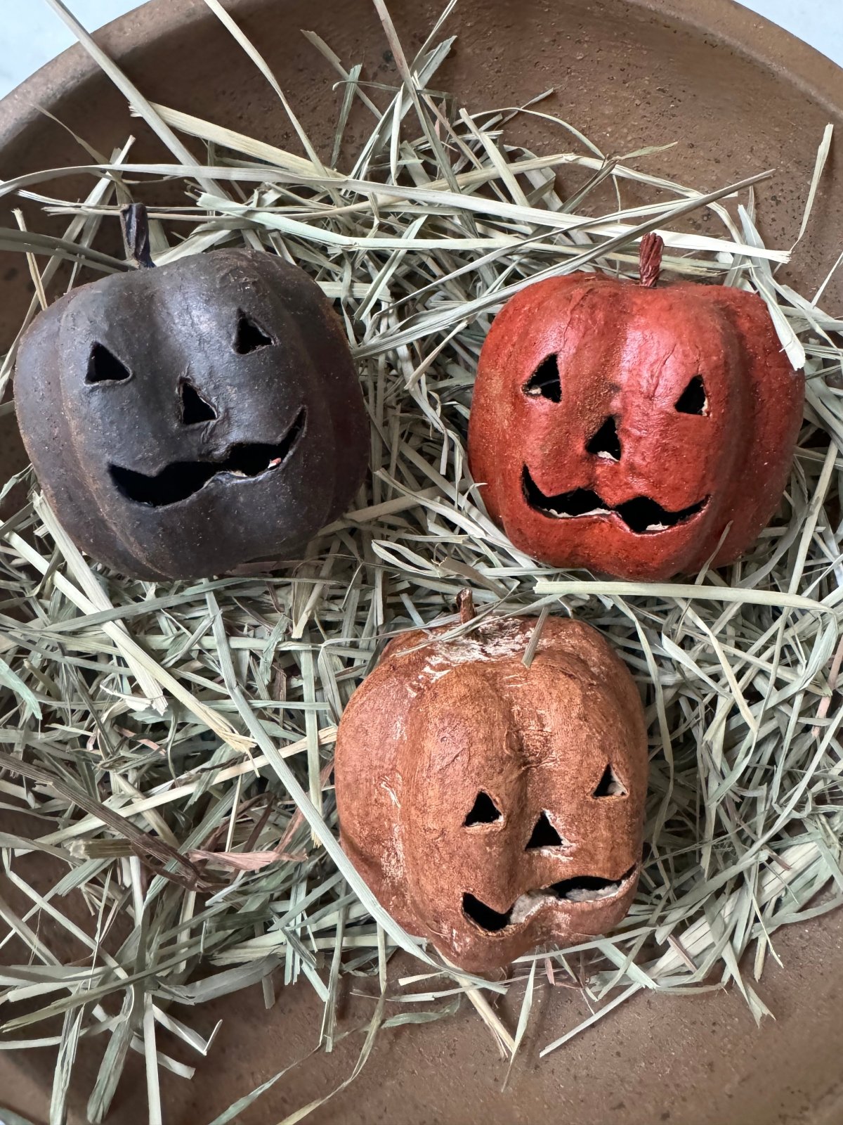 Primitive Farmhouse 3pc Jack O Lantern Bowl Fillers w/ Prim Grass USA - The Primitive Pineapple Collection