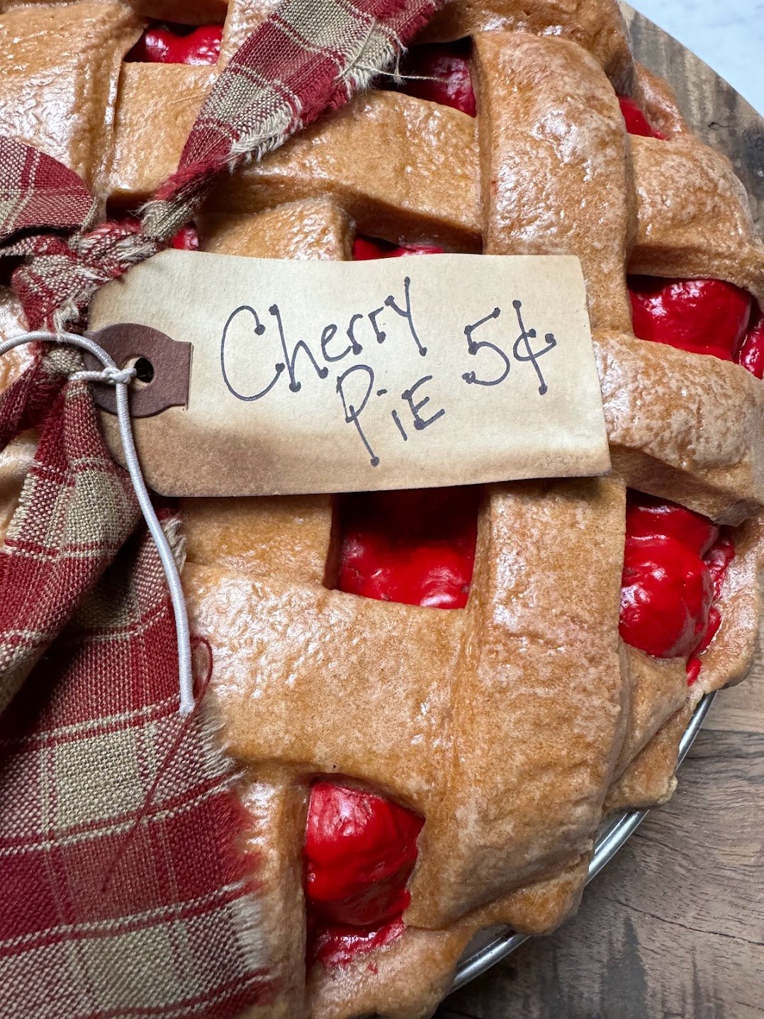 Primitive Colonial 9” Lattice Cherry Pie Choice of Scent - The Primitive Pineapple Collection
