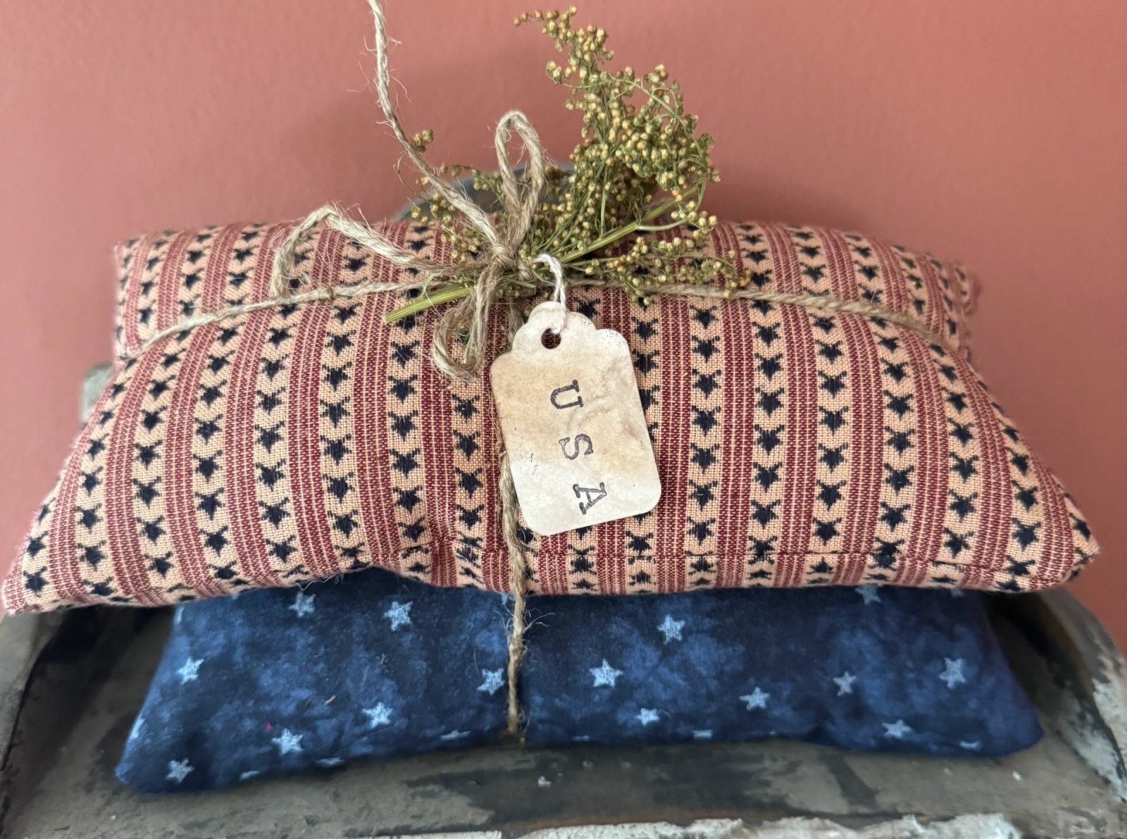 Primitive Americana 2 pc Cupboard/Pillow Tuck Handmade Sweet Annie - The Primitive Pineapple Collection