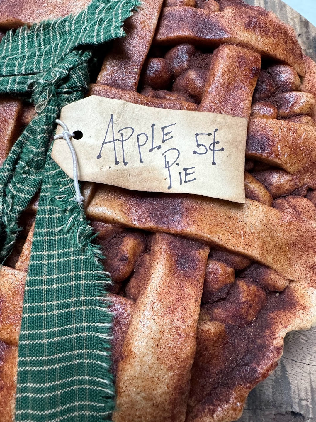 Primitive Colonial 9” Lattice Apple Cinnamon Pie Choice of Scent