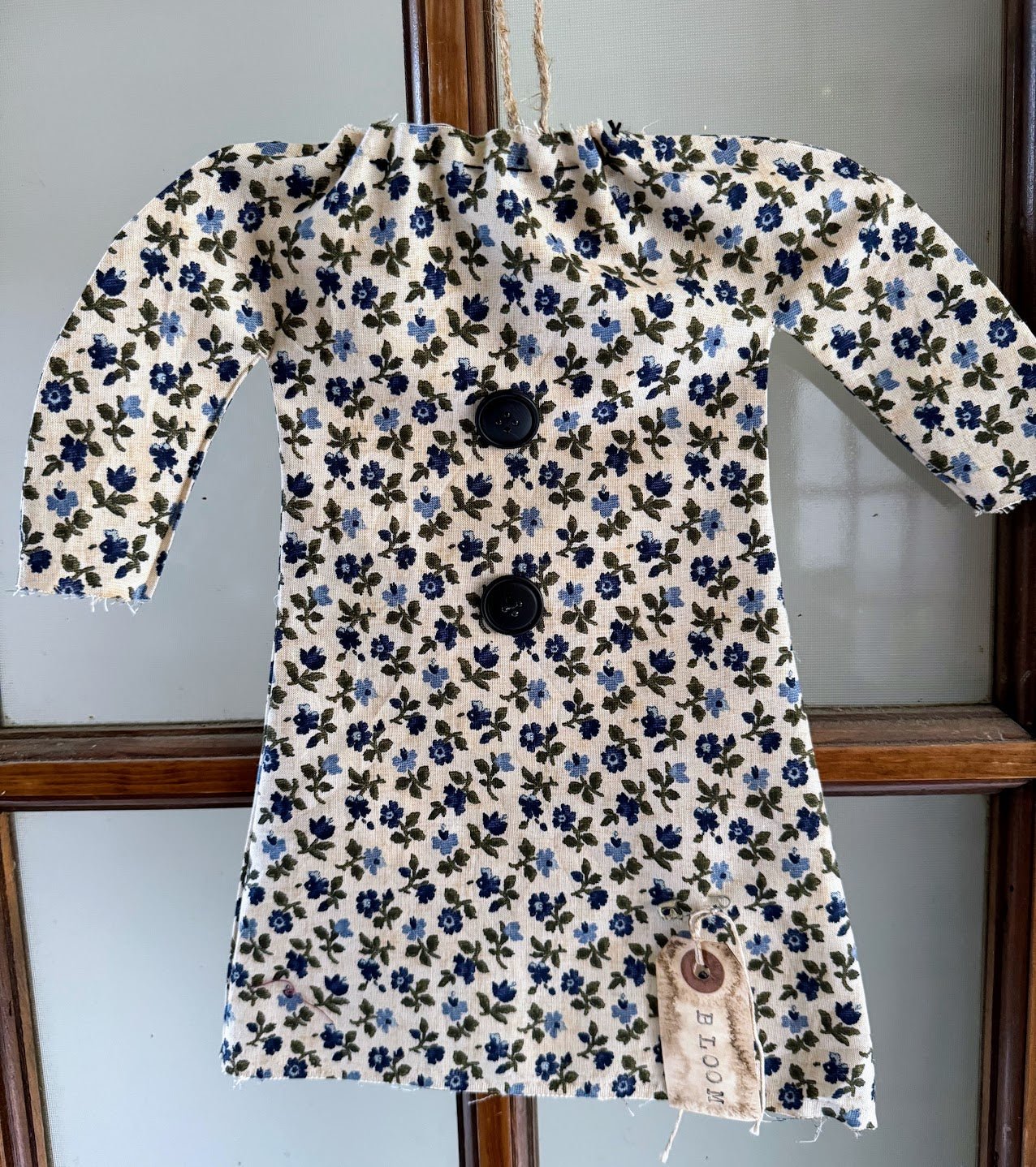 Primitive Colonial Handcrafted Vintage Look Blue Floral Prairie Dress Hanger 13" - The Primitive Pineapple Collection