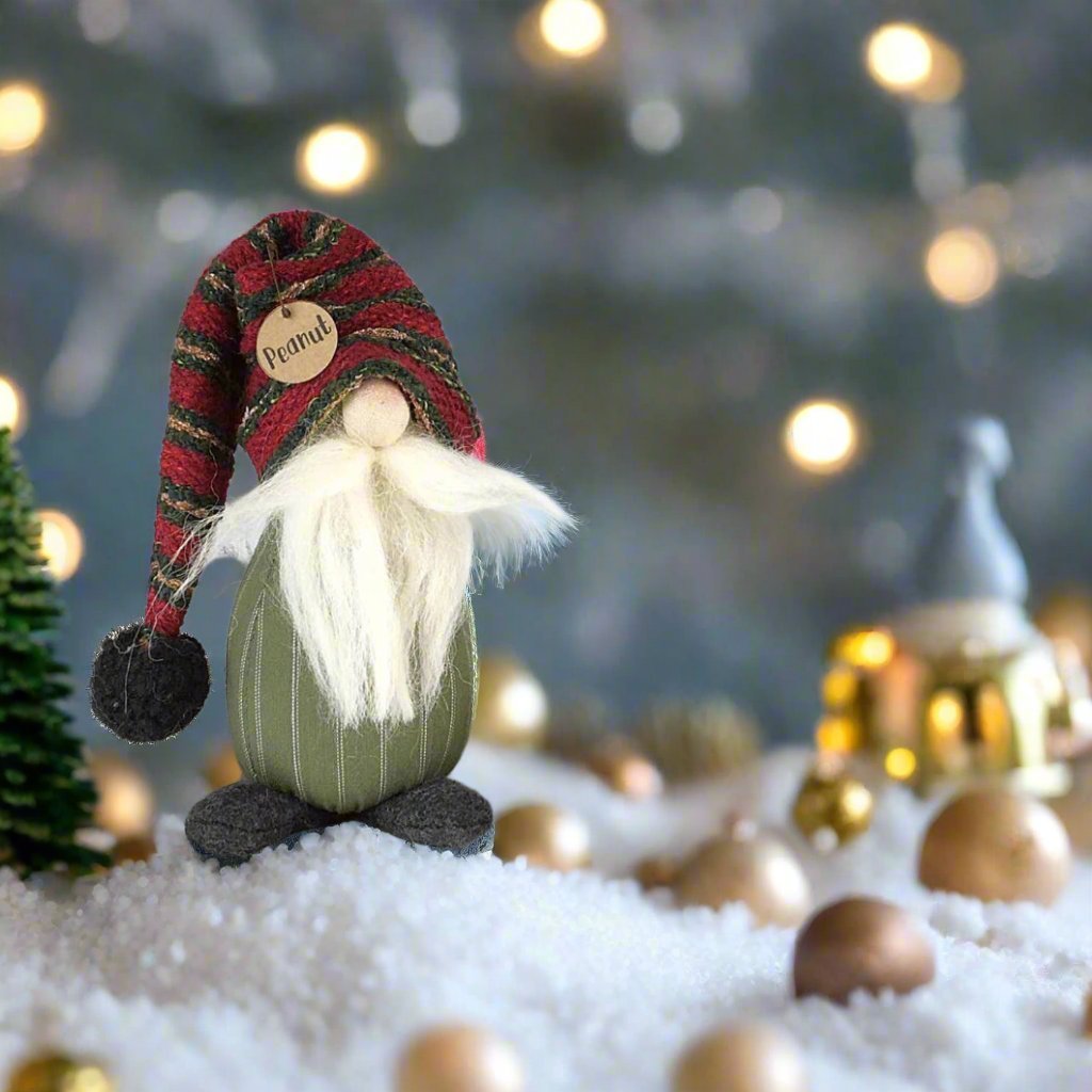 Honey and Me Christmas Peanut the Gnome 8" - The Primitive Pineapple Collection