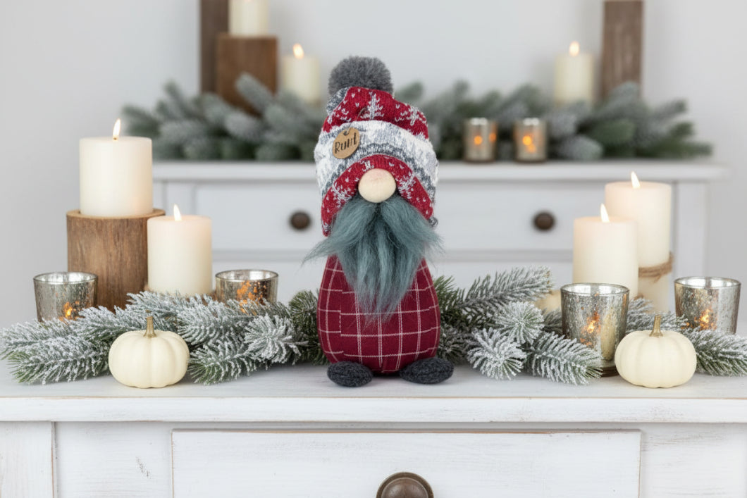 Honey and Me Christmas Runt the Gnome 8" - The Primitive Pineapple Collection