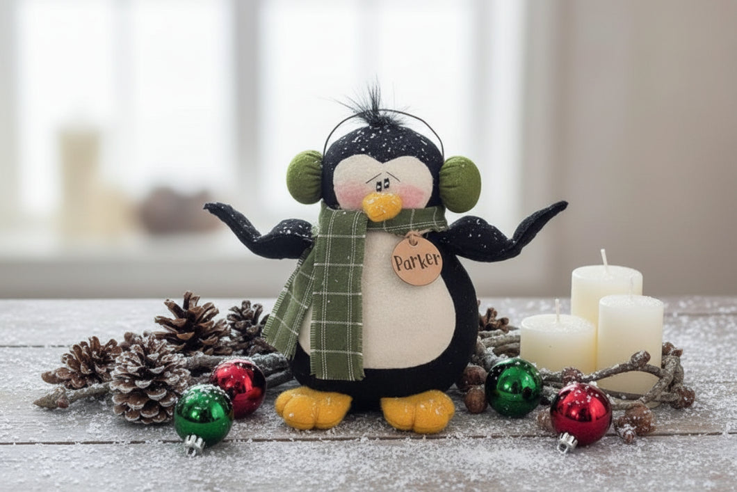 Honey and Me Christmas Parker the Penguin C23800 - The Primitive Pineapple Collection