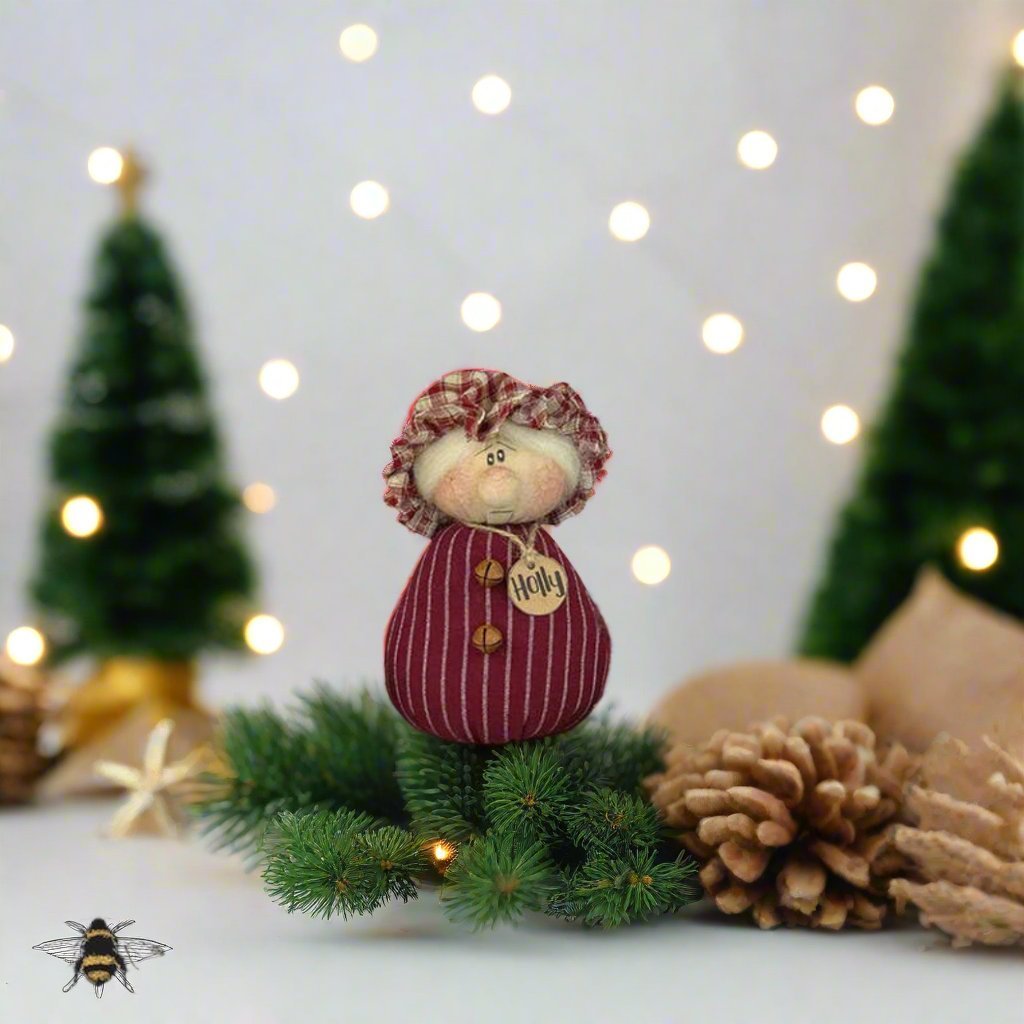 Honey and Me Christmas Holly the Mrs. Claus 6" - The Primitive Pineapple Collection