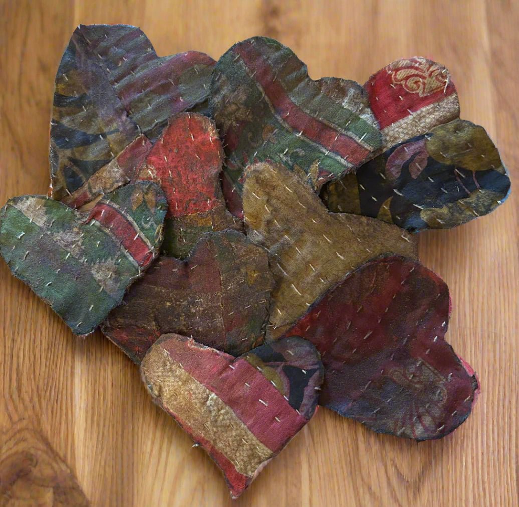 Primitive Farmhouse Handcrafted USA Grungy Heart Flatties Bowl Filler 6 pc - The Primitive Pineapple Collection