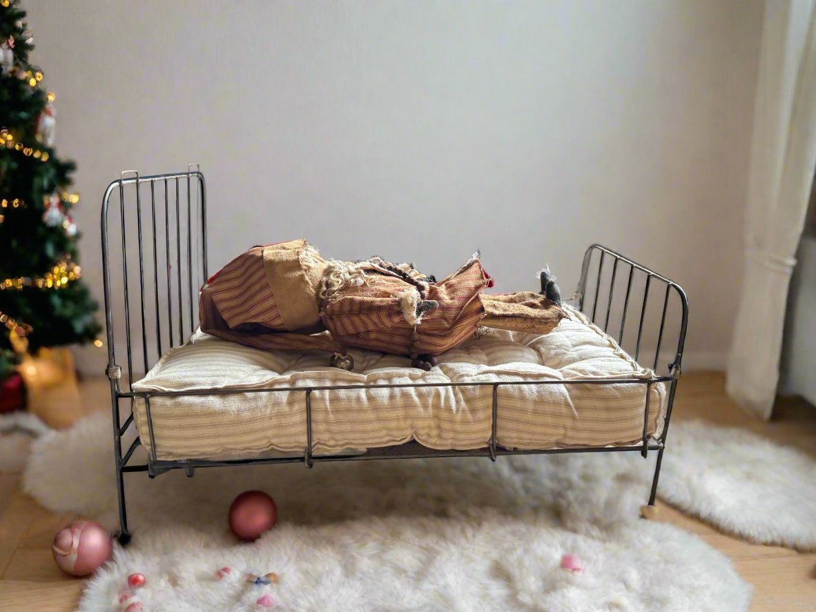 Honey and Me Antique Metal Folding Bed for Dolls/Teddy Bears 18.5"L - The Primitive Pineapple Collection