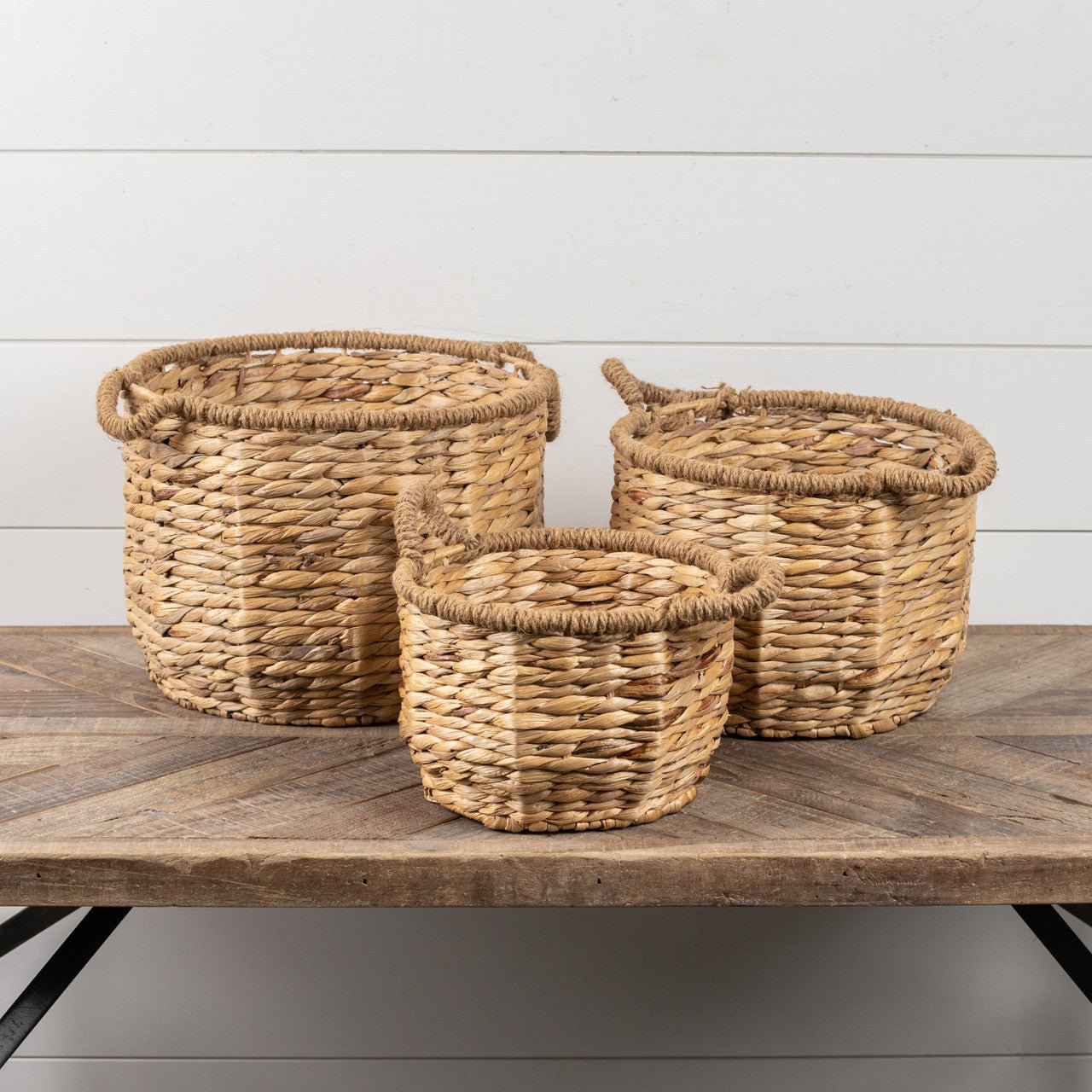 Primitive Ragon House 3 pc Round Woven Baskets w/ Handles - The Primitive Pineapple Collection