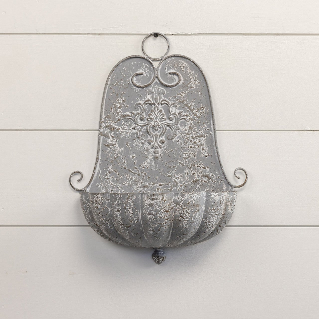 Primitive Ragon House Spring Weathered Gray Metal Wall Planter 16" - The Primitive Pineapple Collection