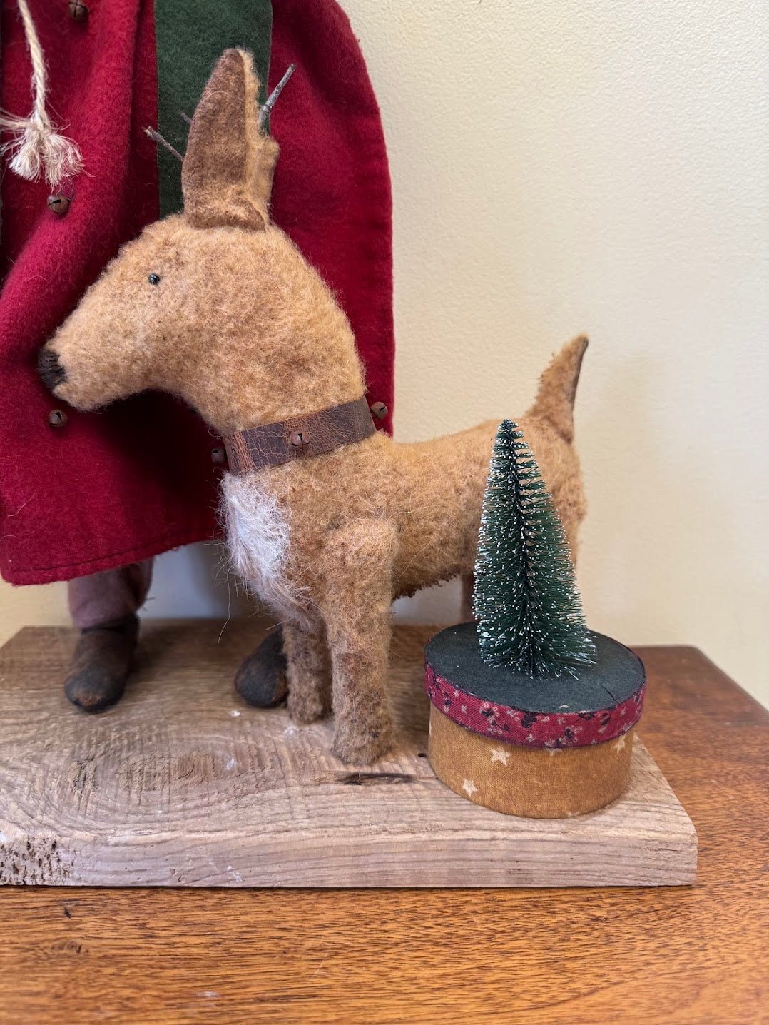 Handcrafted by Michelle Hand Sculpted Clay Face Red Santa w/Reindeer 19" - The Primitive Pineapple Collection