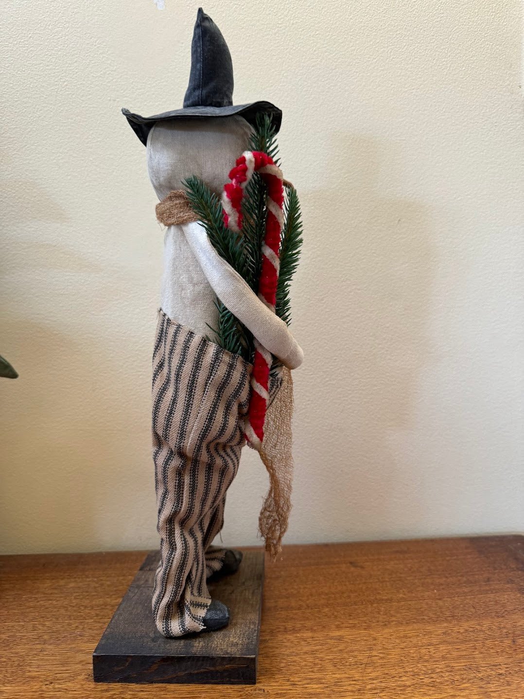 Primitive Folk Art Christmas Pot Belly Snowman on Stand with Candy Cane 17" - The Primitive Pineapple Collection