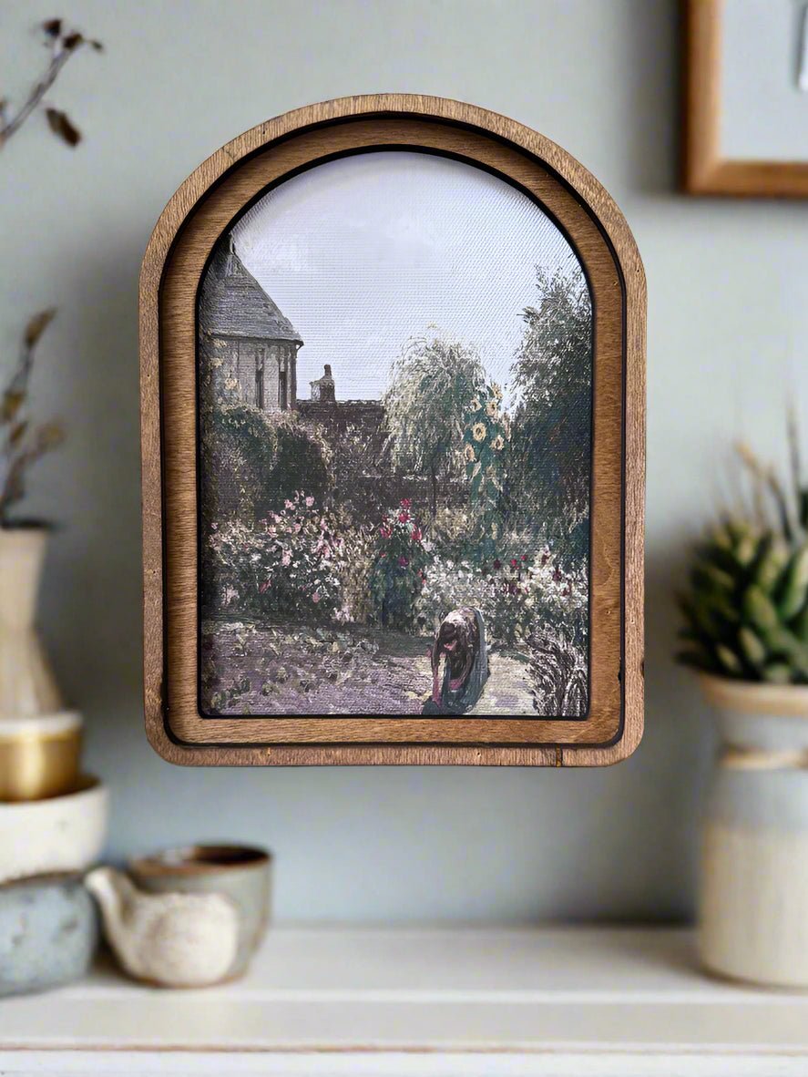 Handcrafted Retro 8" Canvas on Wood Primitive Round Vintage Garden Framed Art - The Primitive Pineapple Collection