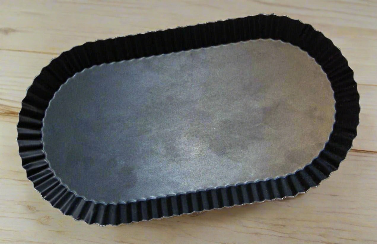 Primitive Farmhouse Oval Candle Tin Pan - The Primitive Pineapple Collection