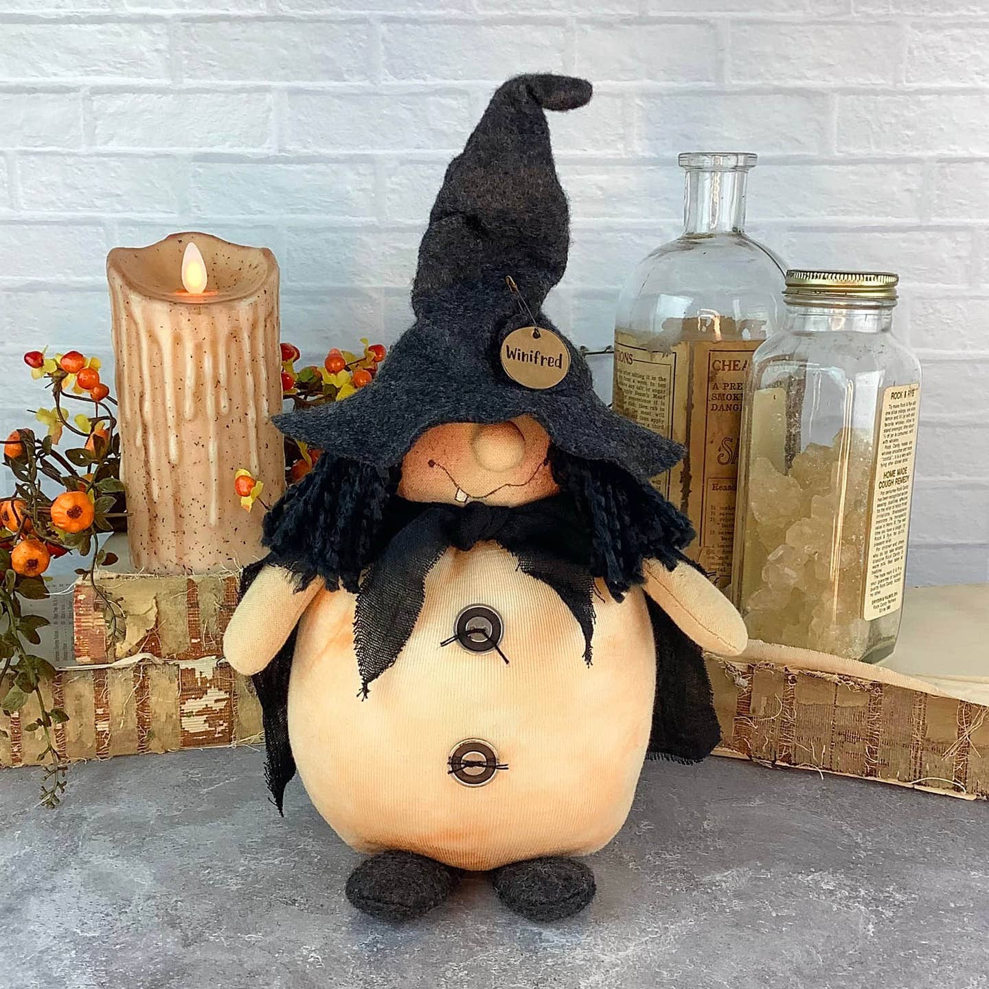 Honey and Me Halloween Winifred the Groovy Witch F22137 - The Primitive Pineapple Collection