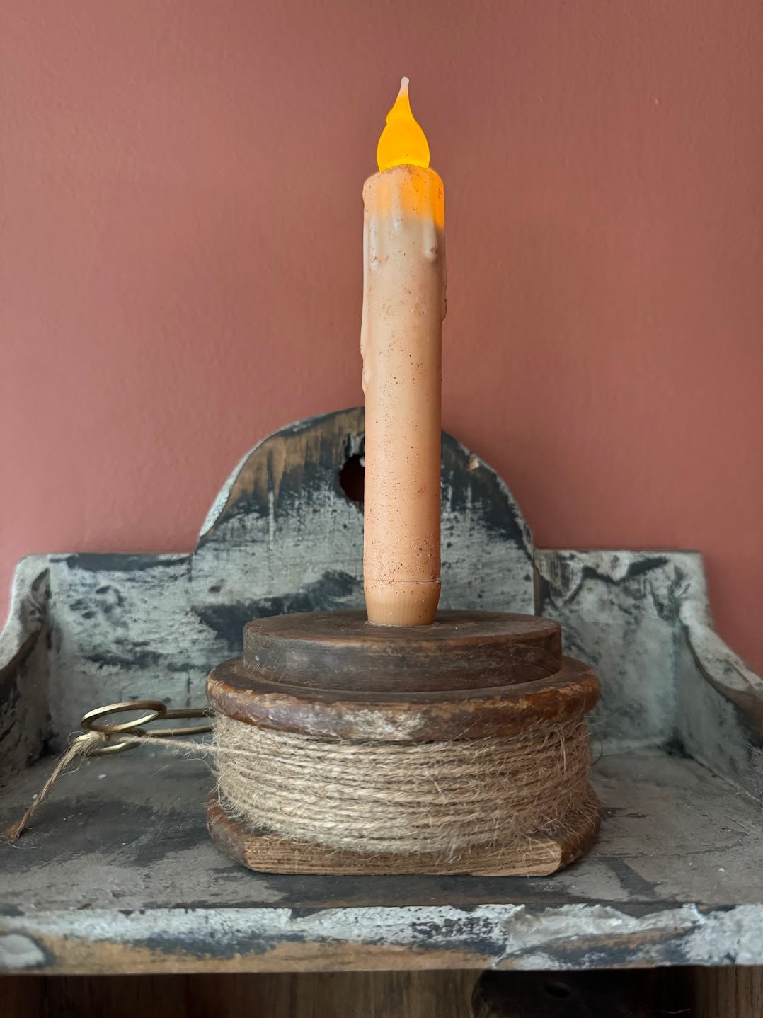 Primitive Wood Spool w/ Twine and 7" Cream Timer Candle Set - The Primitive Pineapple Collection