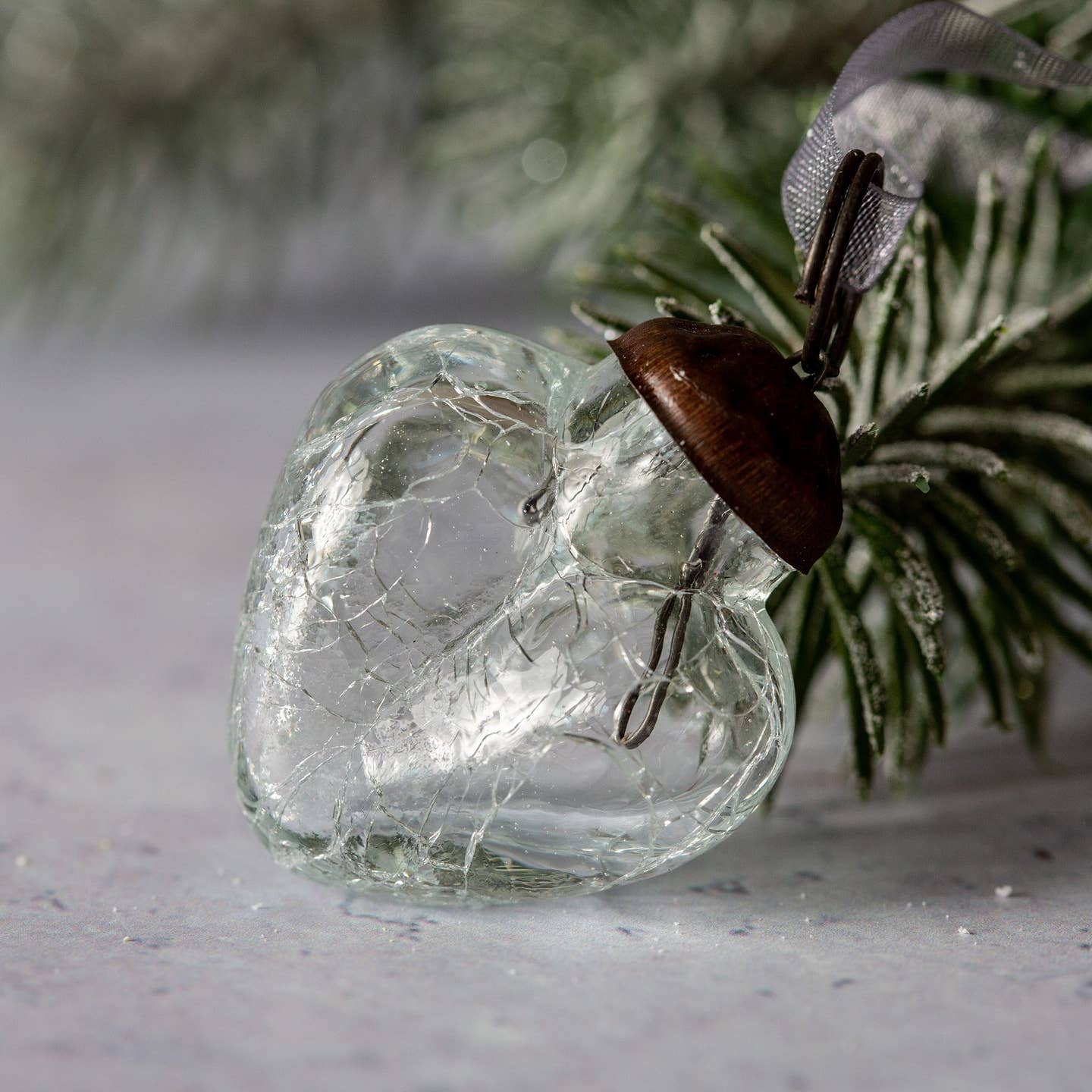 Christmas Handmade 1” Crackle Clear Heart Ornaments 6 pc Set - The Primitive Pineapple Collection