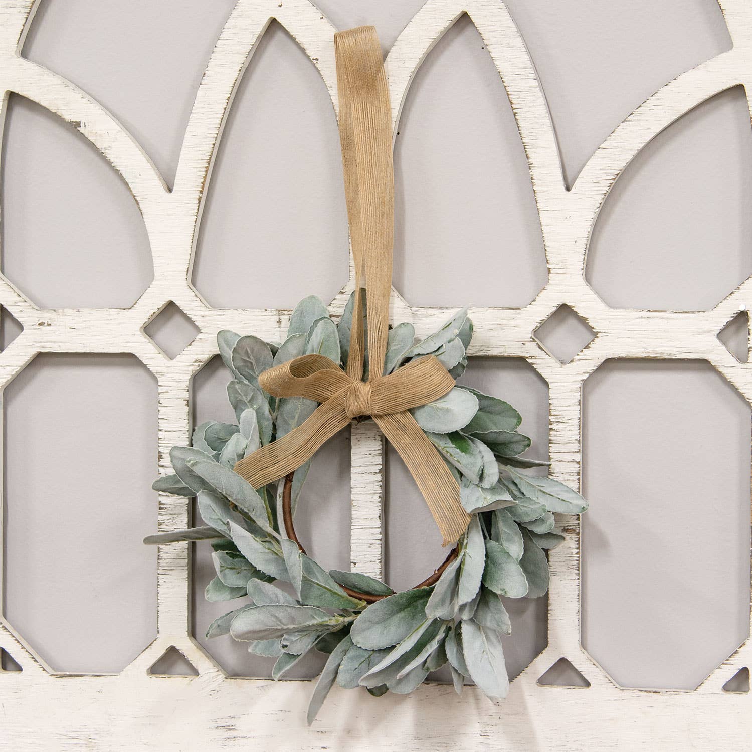 Primitive Farmhouse Frosted Lamb&