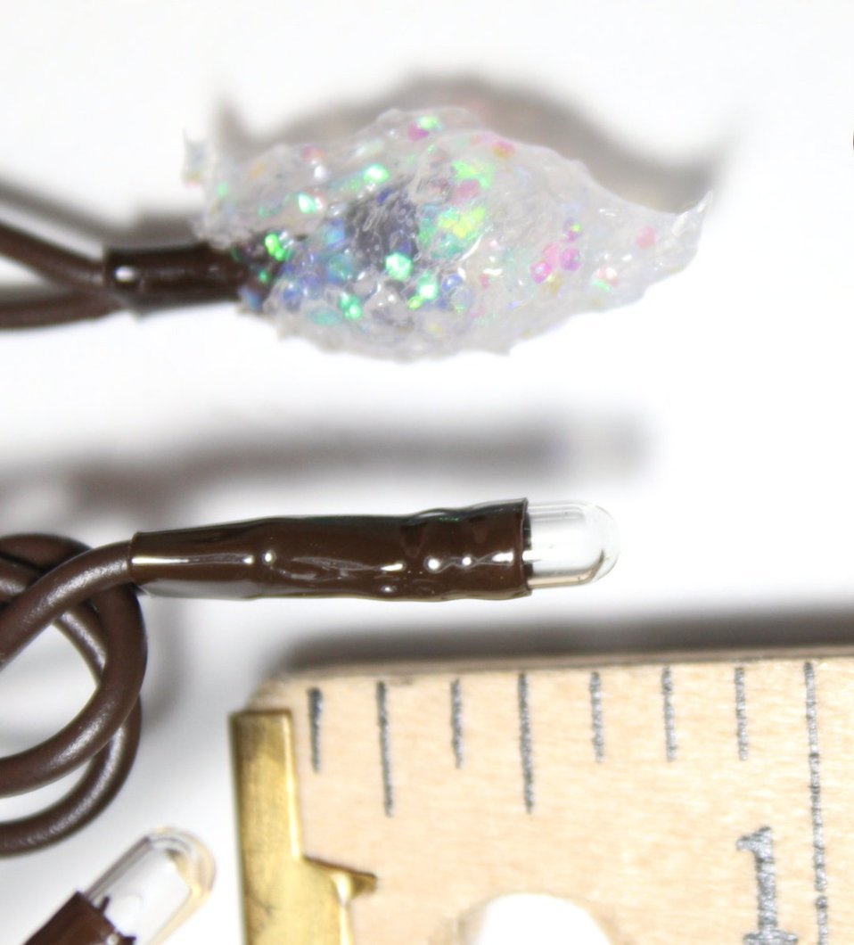 Handcrafted USA Teeny Prim Poinsettia 20 Ct. Rice String Light - The Primitive Pineapple Collection