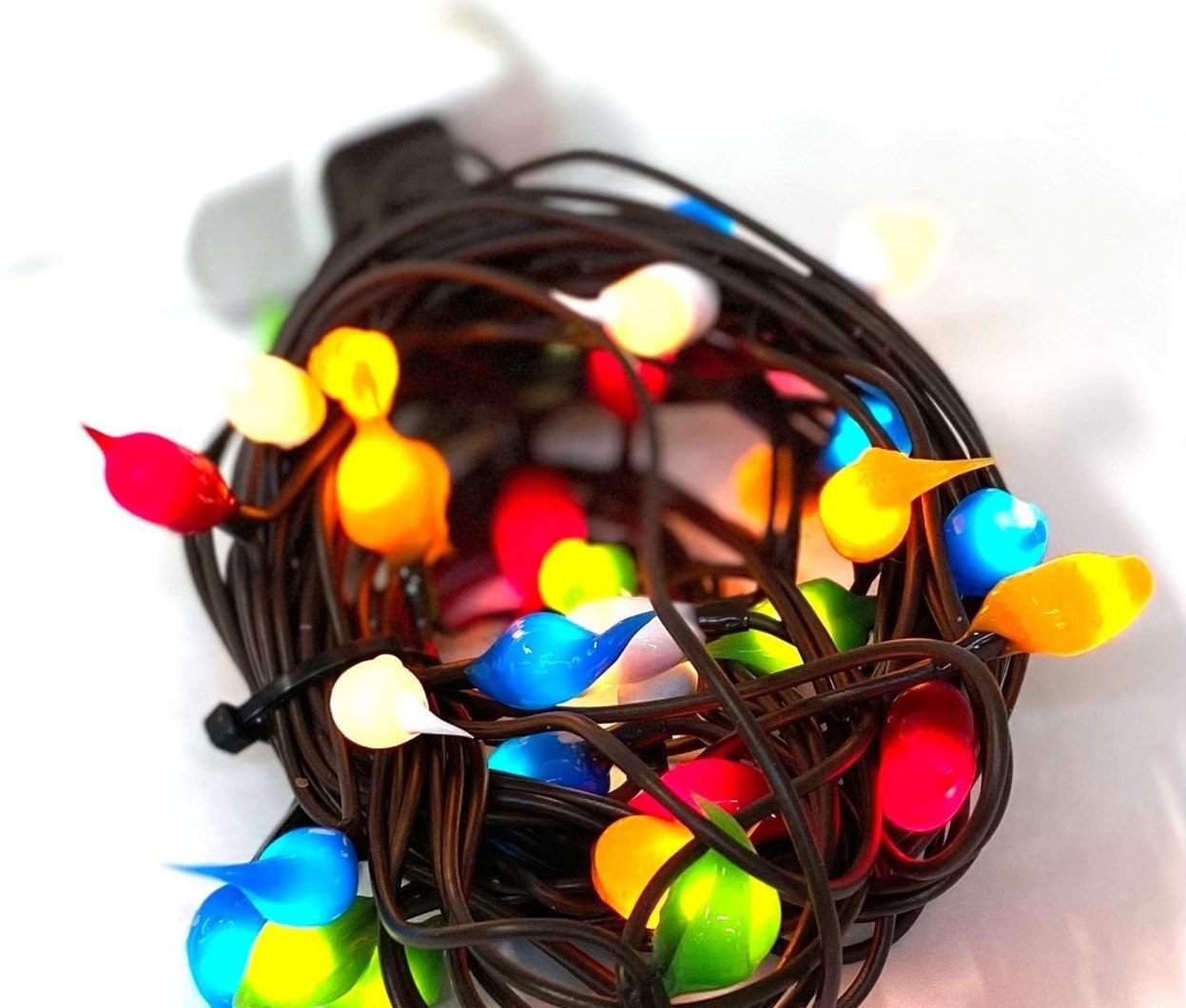 Handcrafted USA Teeny Prim Old Time Christmas 20 Ct. Rice String Light - The Primitive Pineapple Collection