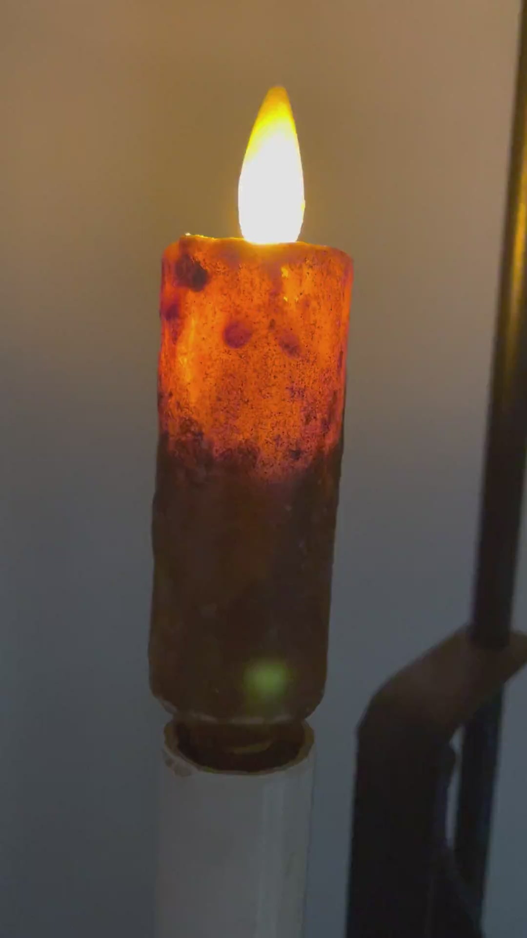 Primitive Country Grungy Brown 4" Moving flame Electric Light bulb