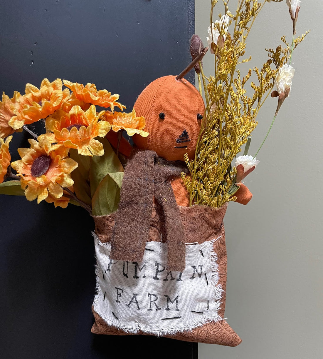 Primitive Handcrafted Halloween 12&quot; Pumpkin Man in Hanging Fabric Pouch - The Primitive Pineapple Collection