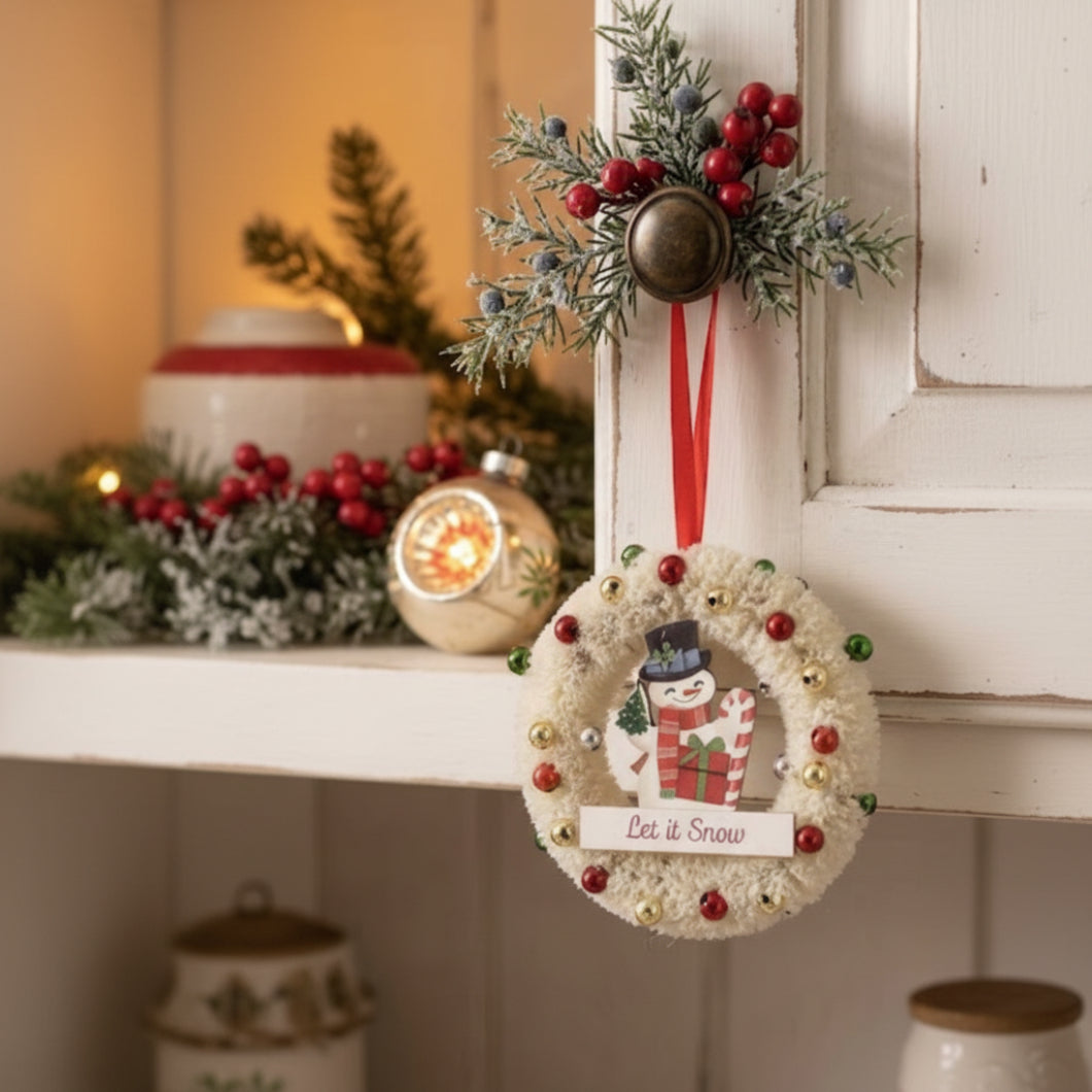 Retro Christmas 5"White Bottle Brush Wreath 3 Styles
