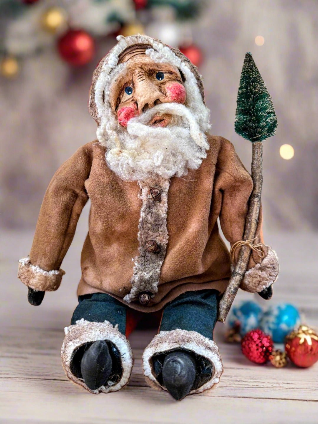 Primitive Handcrafted USA Christmas Sculpted Clay Beige Santa Doll 17" - The Primitive Pineapple Collection