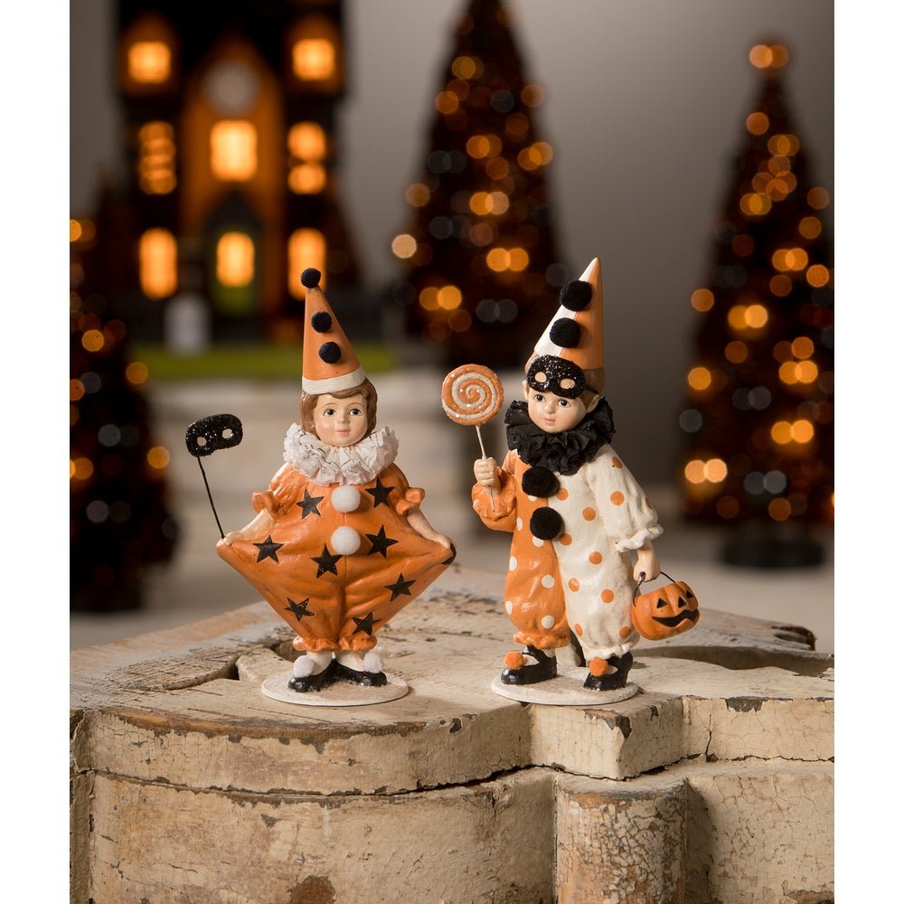 Bethany Lowe Halloween Masquerade Clown Boy TD2215 - The Primitive Pineapple Collection