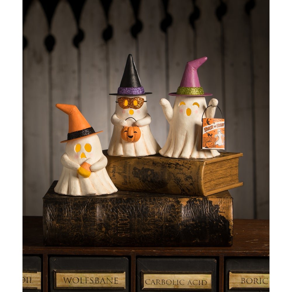 Bethany Lowe Halloween Witchy Ghost with Pumpkin TF3239 - The Primitive Pineapple Collection