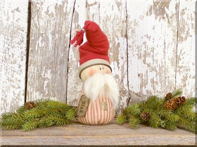 Honey and Me Christmas Kris Salvage Santa C17178 - The Primitive Pineapple Collection