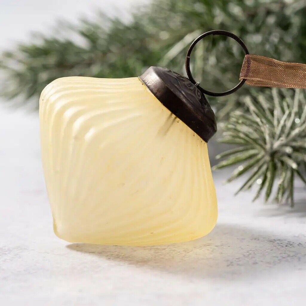 Christmas Handmade 2" Medium Glass Kite Shaped Christmas Bauble - The Primitive Pineapple Collection