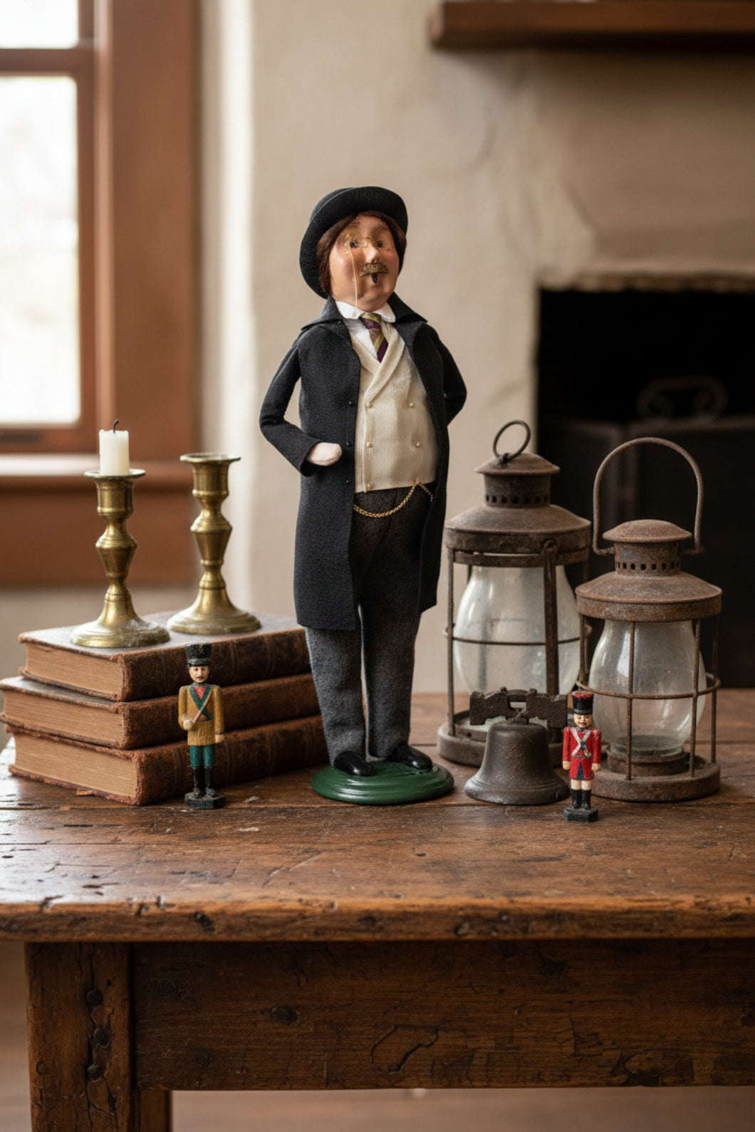 Primitive Byers Choice Historical Theodore Teddy Roosevelt Caroler ZBC89 - The Primitive Pineapple Collection