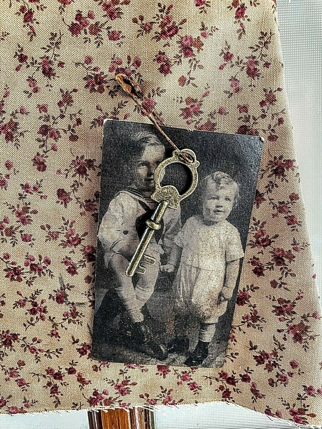 Primitive colonial handmade prim prairie dress Beige Floral vintage farmhouse - The Primitive Pineapple Collection