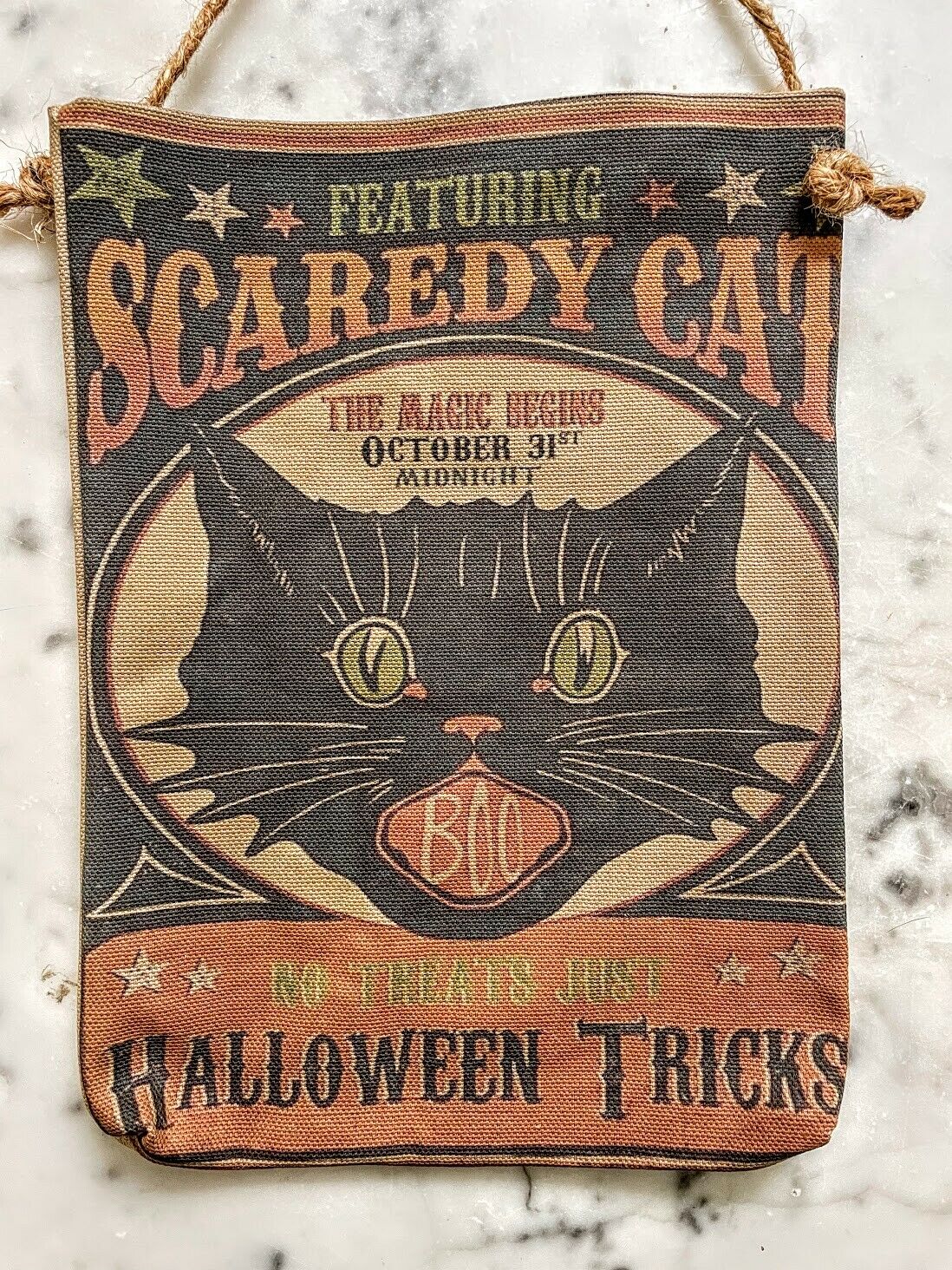 Handcrafted Halloween Primitive Retro look Hanging Scaredy Cat Fabric pouch/Bag - The Primitive Pineapple Collection